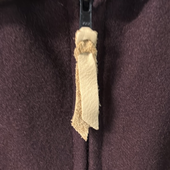 COPY - SCHAEFER 4 ladies wool vest’s ,Black,Red& Grey. 3 for $225./$75ea - Picture 11 of 16